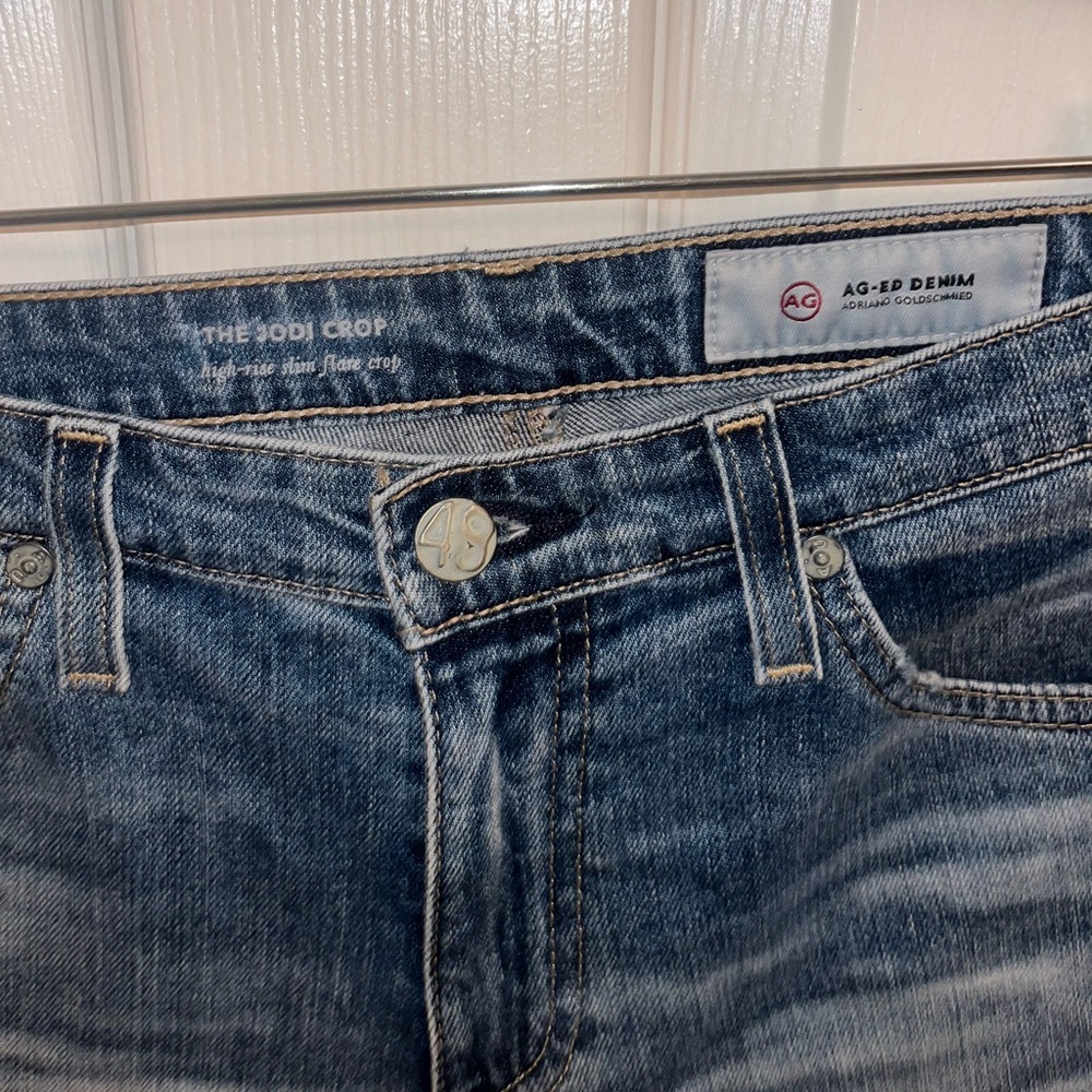 Jeans - Picture 2 of 3